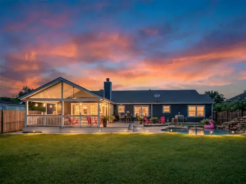 2705 Cedar Dr, La Marque, TX 77568