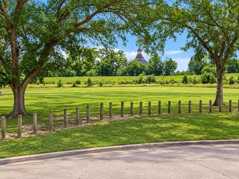 5353 De Soto St, Houston, TX 77091