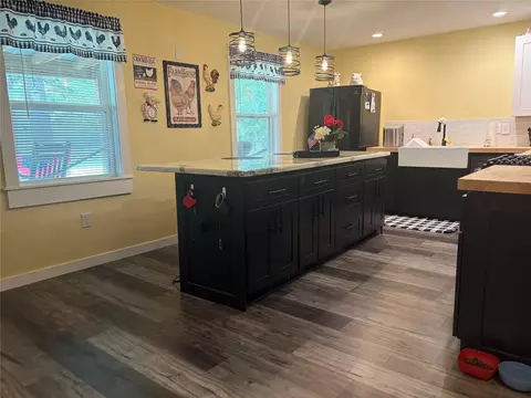 Kitchen - 141 Mud Cat Dr, Trinity, TX 75862 photo 5 of 5
