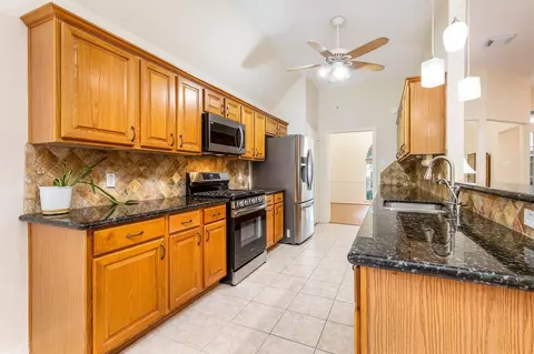 Kitchen - 2103 Carriage Run W, Conroe, TX 77384 photo 1 of 2