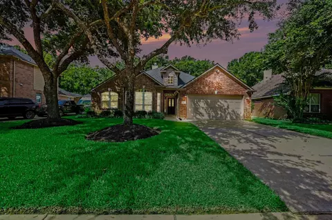 2418 Blue Water Bay Dr, Katy, TX 77494