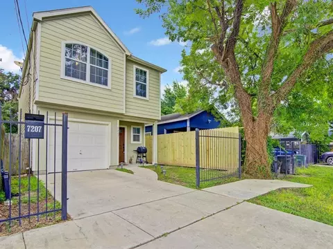 7207 Avenue K, Houston, TX 77011