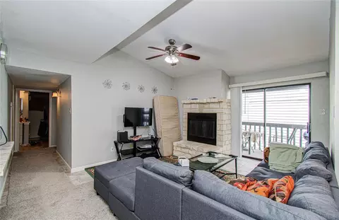 9009 Richmond Ave #703, Houston, TX 77063