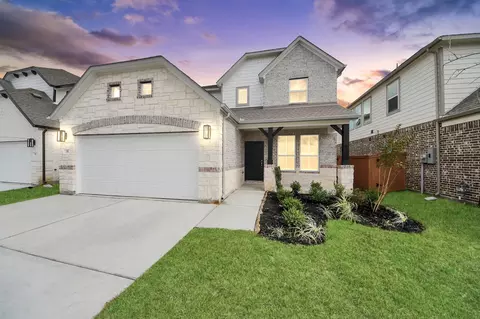 19 Knight Bayou Dr, Dayton, TX 77535