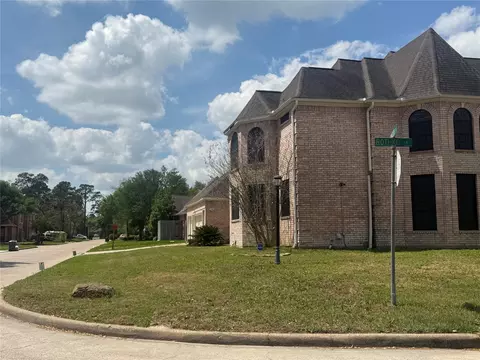 17303 Rothko Ln, Spring, TX 77379 photo 2