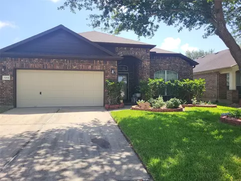 3214 Lone Trail Dr NW, Texas City, TX 77591