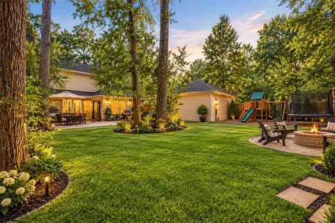 Exterior - 6 Postvine Ct, Spring, TX 77381 photo 4 of 5