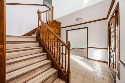 Entry Way - 6 Postvine Ct, Spring, TX 77381 photo 2 of 2