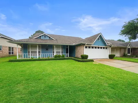 4314 Glen Avon Dr, Pasadena, TX 77505