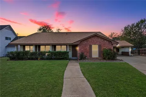 2606 Melba Cir, Bryan, TX 77802