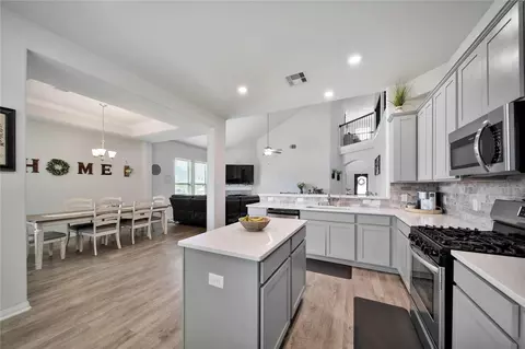 Other - 16102 Hidalgo St, Conroe, TX 77303 photo 7 of 11