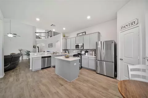 Kitchen - 16102 Hidalgo St, Conroe, TX 77303 photo 1 of 4
