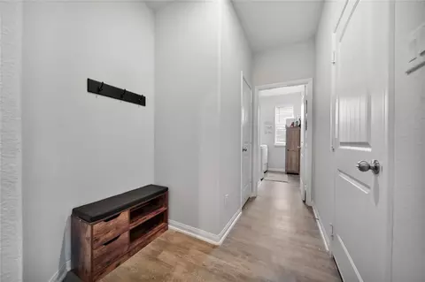 Entry Way - 16102 Hidalgo St, Conroe, TX 77303 photo 5 of 9