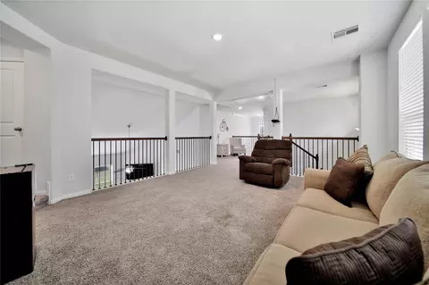Entry Way - 16102 Hidalgo St, Conroe, TX 77303 photo 8 of 9