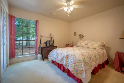 Bedroom - 565 Timber Bay Dr, Trinity, TX 75862 photo 1 of 4
