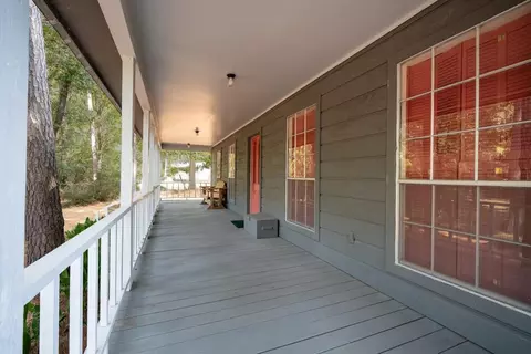 Exterior - 565 Timber Bay Dr, Trinity, TX 75862 photo 4 of 13