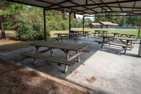 View/Area - 565 Timber Bay Dr, Trinity, TX 75862 photo 5 of 6