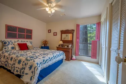 Bedroom - 565 Timber Bay Dr, Trinity, TX 75862 photo 2 of 4