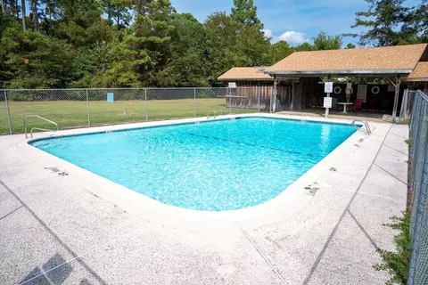 Exterior - 565 Timber Bay Dr, Trinity, TX 75862 photo 12 of 13