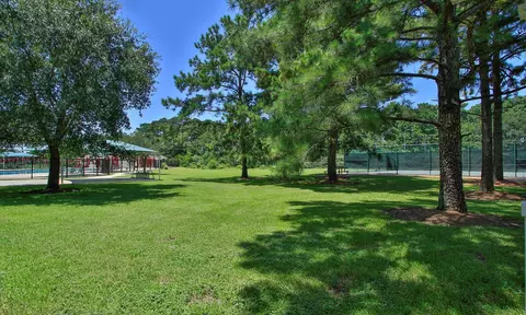 Exterior - 6311 Stone Trail Ln, Spring, TX 77379 photo 14 of 16