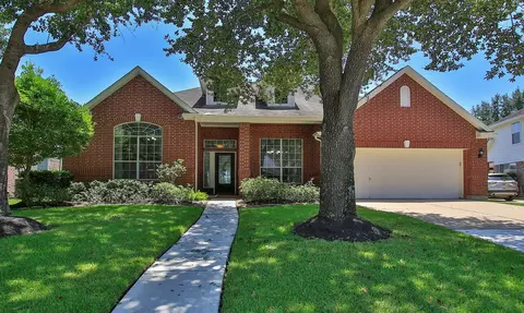 Exterior - 6311 Stone Trail Ln, Spring, TX 77379 photo 4 of 16