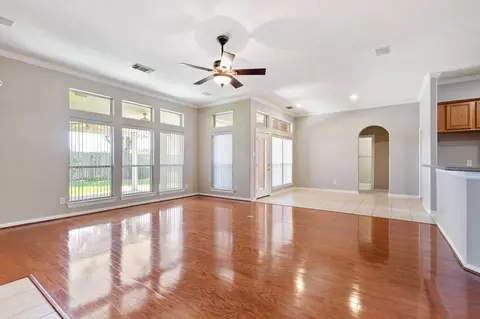 Living - 6311 Stone Trail Ln, Spring, TX 77379 photo 2 of 3