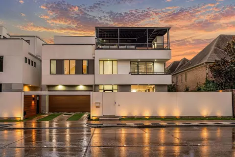1310 Nantucket Dr, Houston, TX 77057