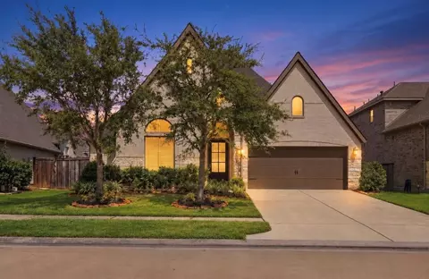 6914 Red Oak Dr, Katy, TX 77493