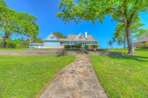 Exterior - 331 Memphis Bell, Trinity, TX 75862 photo 10 of 14