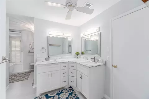 Bath - 331 Memphis Bell, Trinity, TX 75862 photo 3 of 5