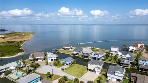 23010 Martes St, Galveston, TX 77554