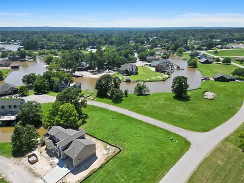 5 Wild Iris Ct, Huntsville, TX 77340