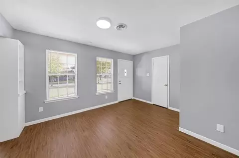 11202 Waxwing St, Houston, TX 77035