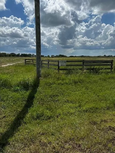 tbd Fm 1994 Rd, Guy, TX 77444 photo 9