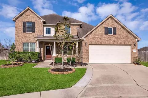 30200 Green Meadows Ln, Brookshire, TX 77423