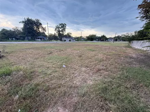 400 N 10th St, Richmond, TX 77469