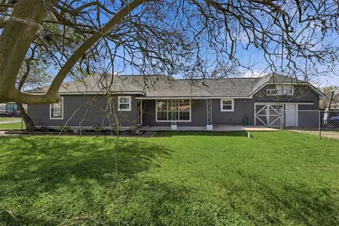 2415 W Cedar Bayou Lynchburg Rd, Baytown, TX 77521