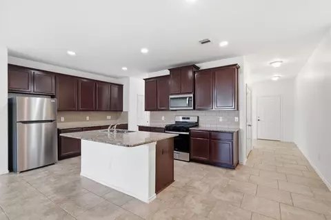 Entry Way - 4002 Nestra Dr, Katy, TX 77493 photo 4 of 7