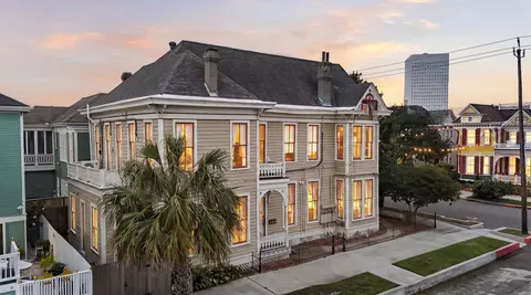 1701 Ball, Galveston, TX 77550