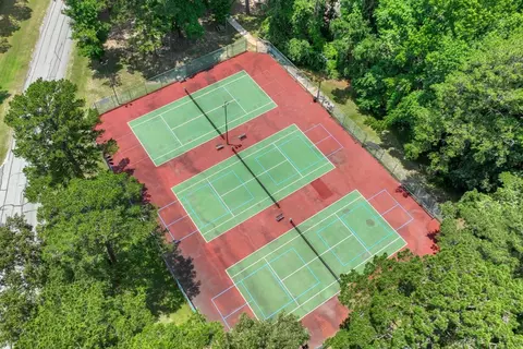 77 S Pine Harbour Dr, Coldspring, TX 77331 photo 9