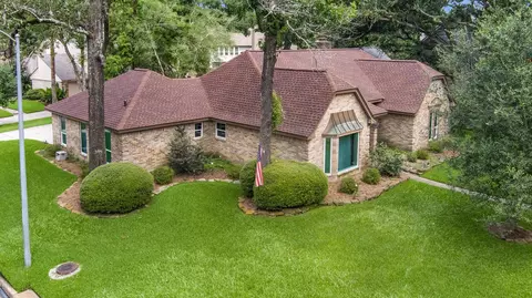 4334 Hill Forest Dr, Kingwood, TX 77345