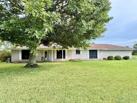 11506 Cherry Point Dr, Mont Belvieu, TX 77535