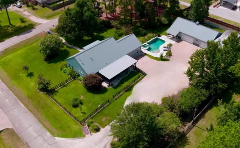 40410 Rolling Forest Dr, Magnolia, TX 77354