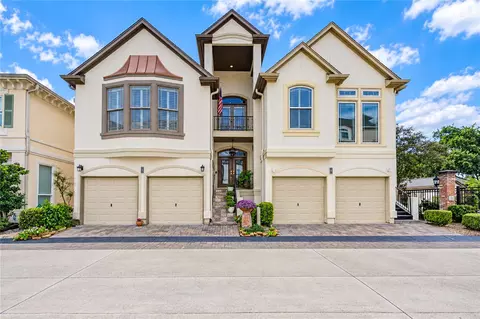 4 Milan Ests, Houston, TX 77056