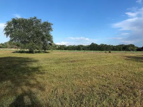 lot1 Pvt 1671, Hallettsville, TX 77964