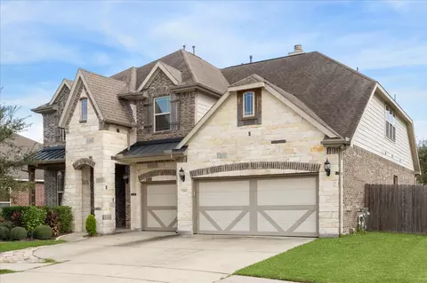 2960 Gibbons Hill Ln, League City, TX 77573