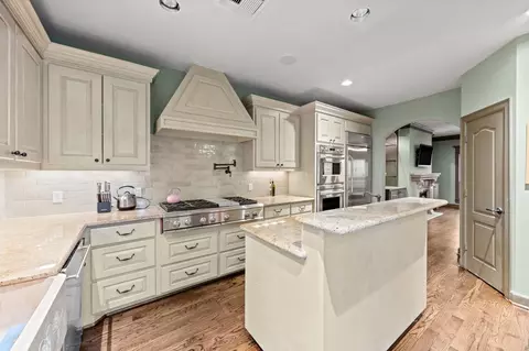 1106 W 18th St #A, Houston, TX 77008