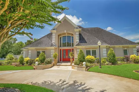 204 Oak Dr, Friendswood, TX 77546