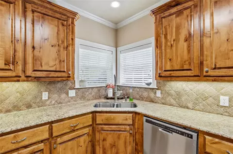 Kitchen - 2700 Hickory Ct, Bryan, TX 77808 photo 4 of 5