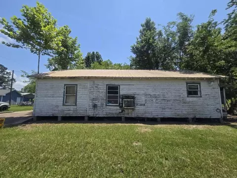Exterior - 203 Cedar Cir, Daisetta, TX 77533 photo 6 of 7